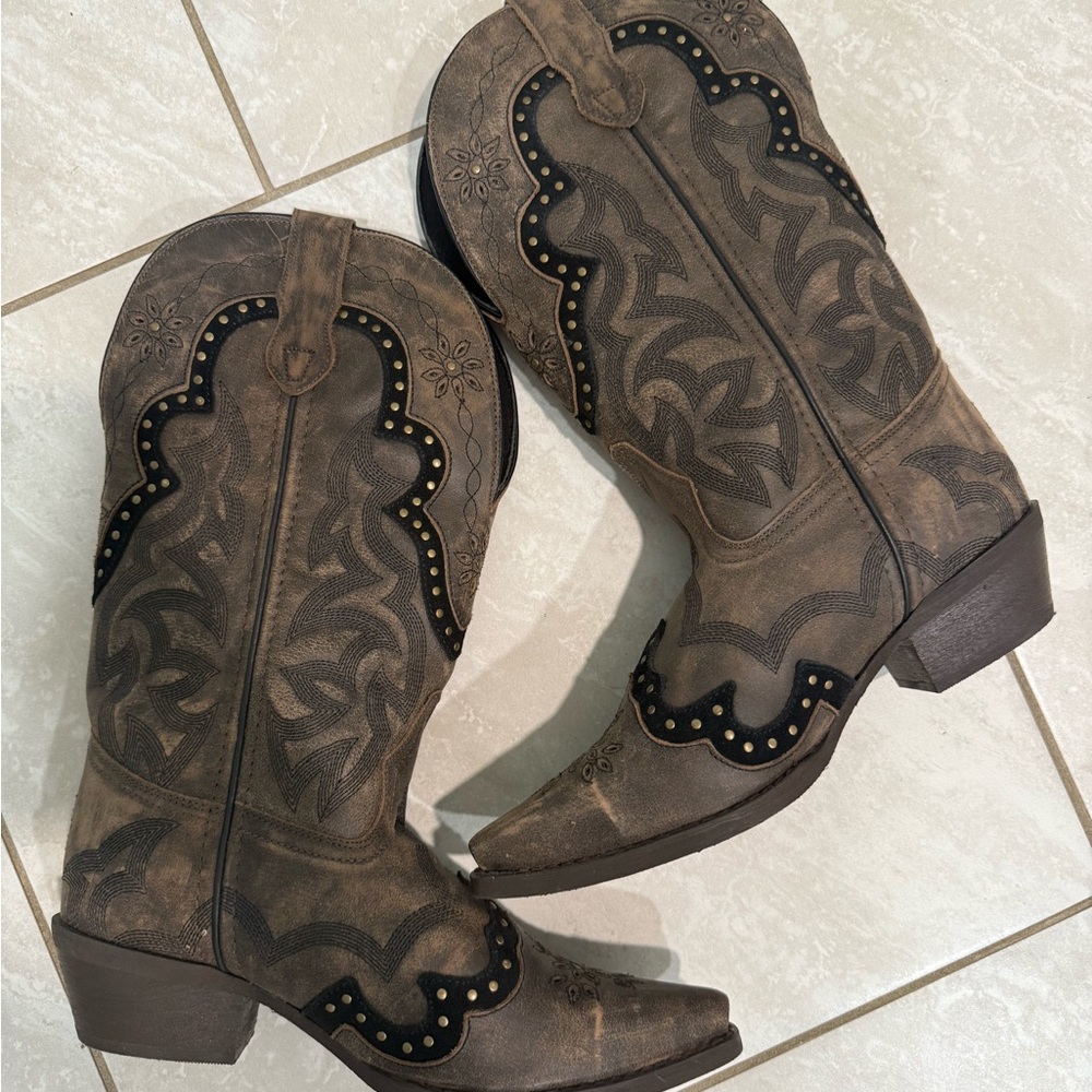 Brown Western Cowboy Boots with Black Accents - Laredo Skyla Floral Studded Snip